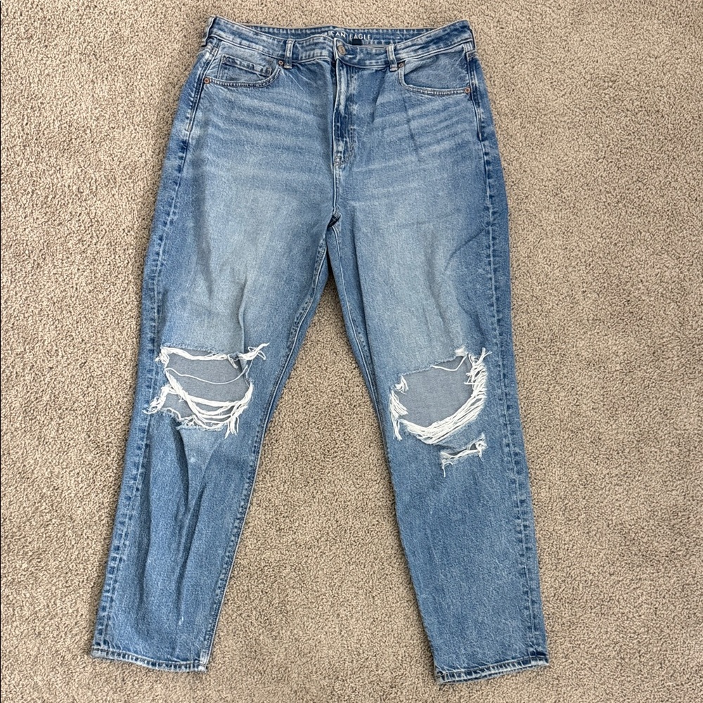American Eagle Outfitters Blue Distressed Boyfriend Jeans